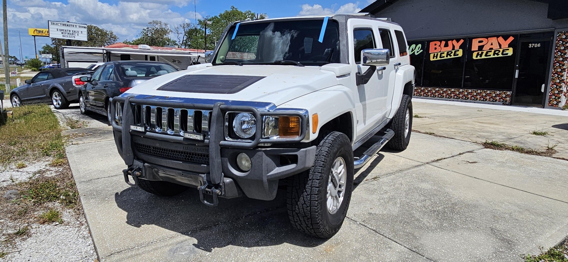 2006 Hummer H3 SUV's photo