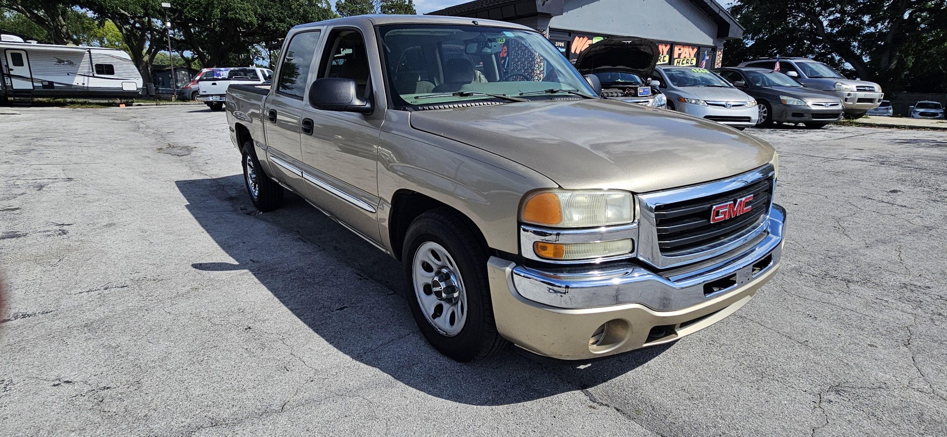 2007 GMC Sierra 2WD Crew Cab 5 1/2-ft SL2's photo