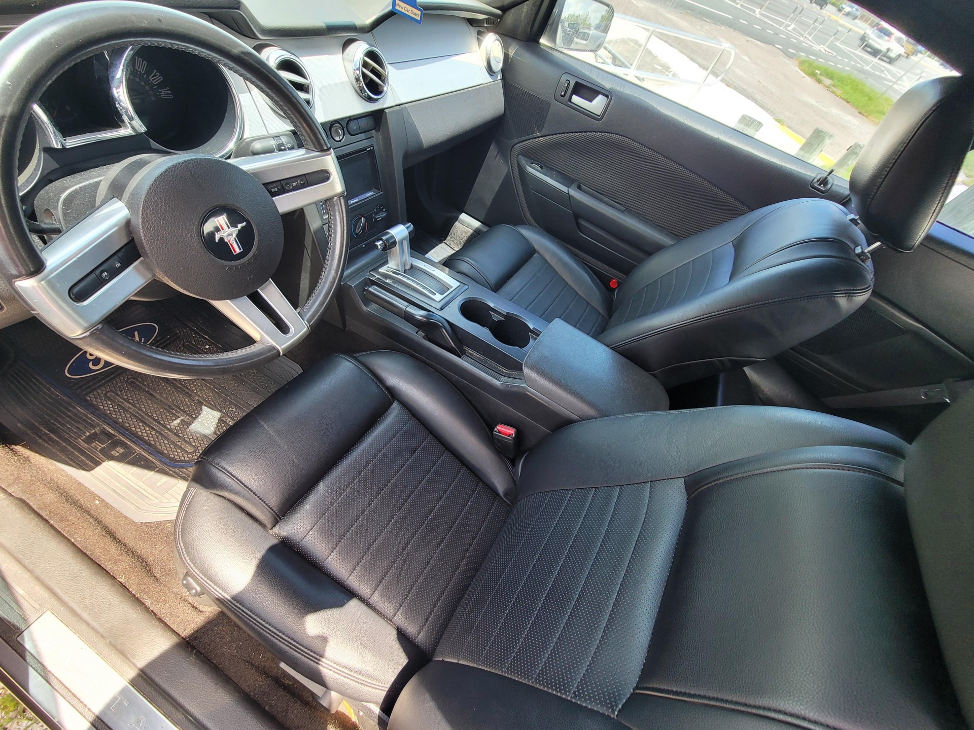 2006 Ford Mustang GT Premium - Photo 10